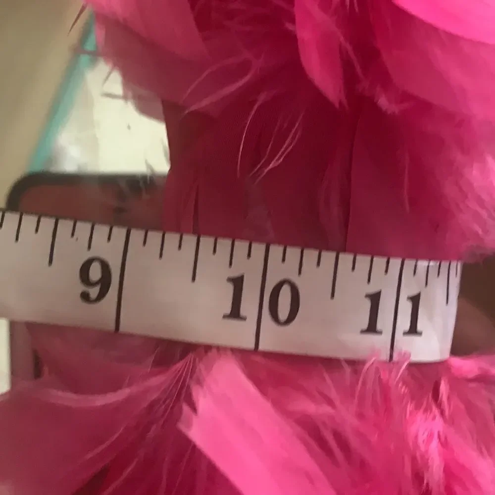 Pink Feather Round Mirror‎